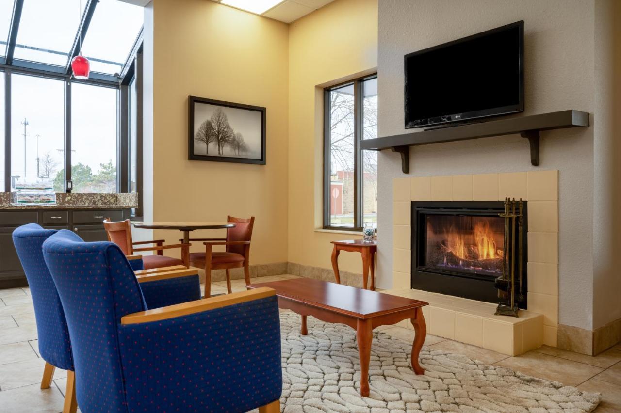 Hotel Super 8 By Wyndham Perrysburg-Toledo Zewnętrze zdjęcie