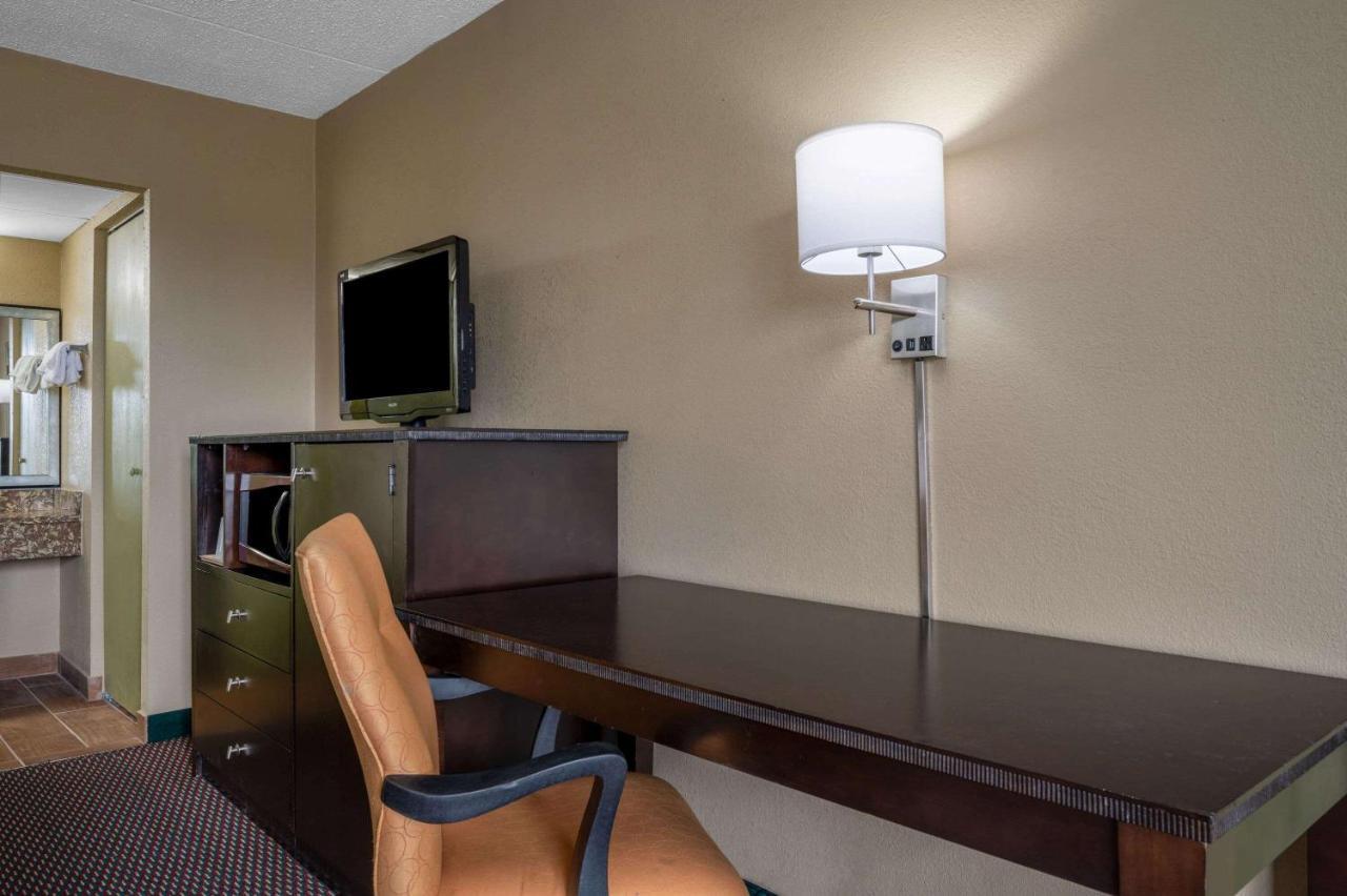 Hotel Super 8 By Wyndham Perrysburg-Toledo Zewnętrze zdjęcie