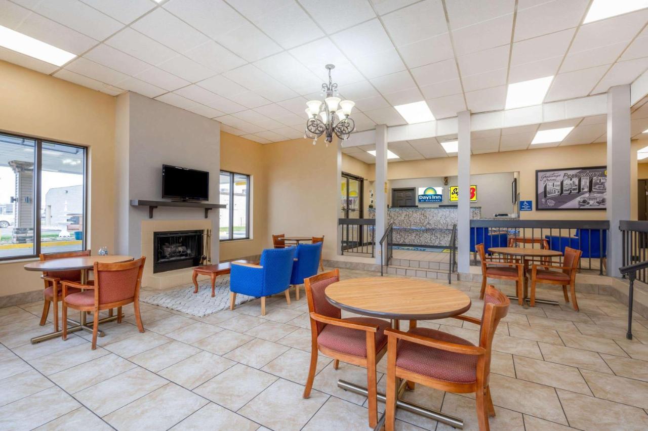 Hotel Super 8 By Wyndham Perrysburg-Toledo Zewnętrze zdjęcie