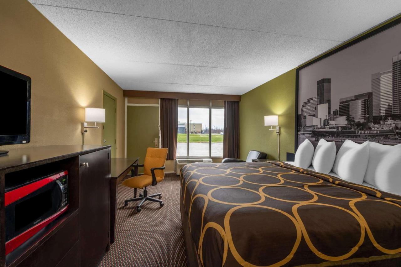 Hotel Super 8 By Wyndham Perrysburg-Toledo Zewnętrze zdjęcie